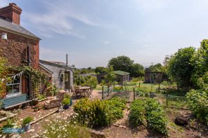 Photo 27- click for photo gallery